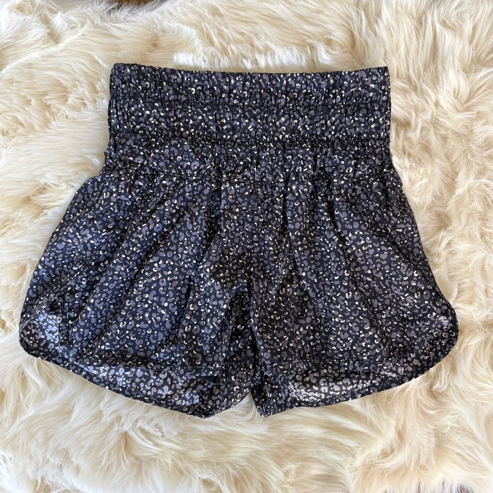 FP Movement by Free People The Way Home Printed Leopard Shorts Size Small